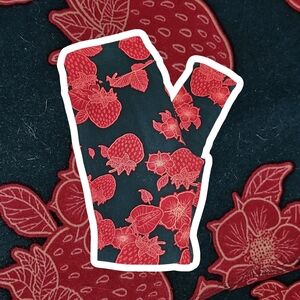 NWT LuLaRoe Hunter Green and Red Strawberry Leggings Size TC